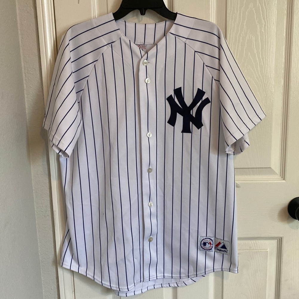 Vintage Majestic Large Derek Jeter Yankees Jersey
